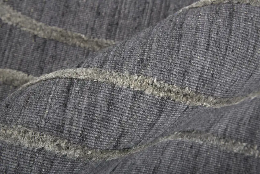 Gray And Silver Hand Woven Area Rug Photo 4