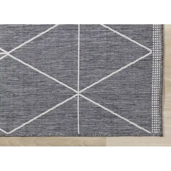 Gray And White Geometric Area Rug Photo 9