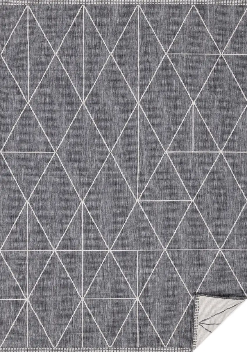 Gray And White Geometric Area Rug Photo 2