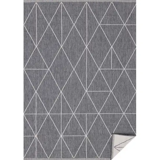 Gray And White Geometric Area Rug Photo 2