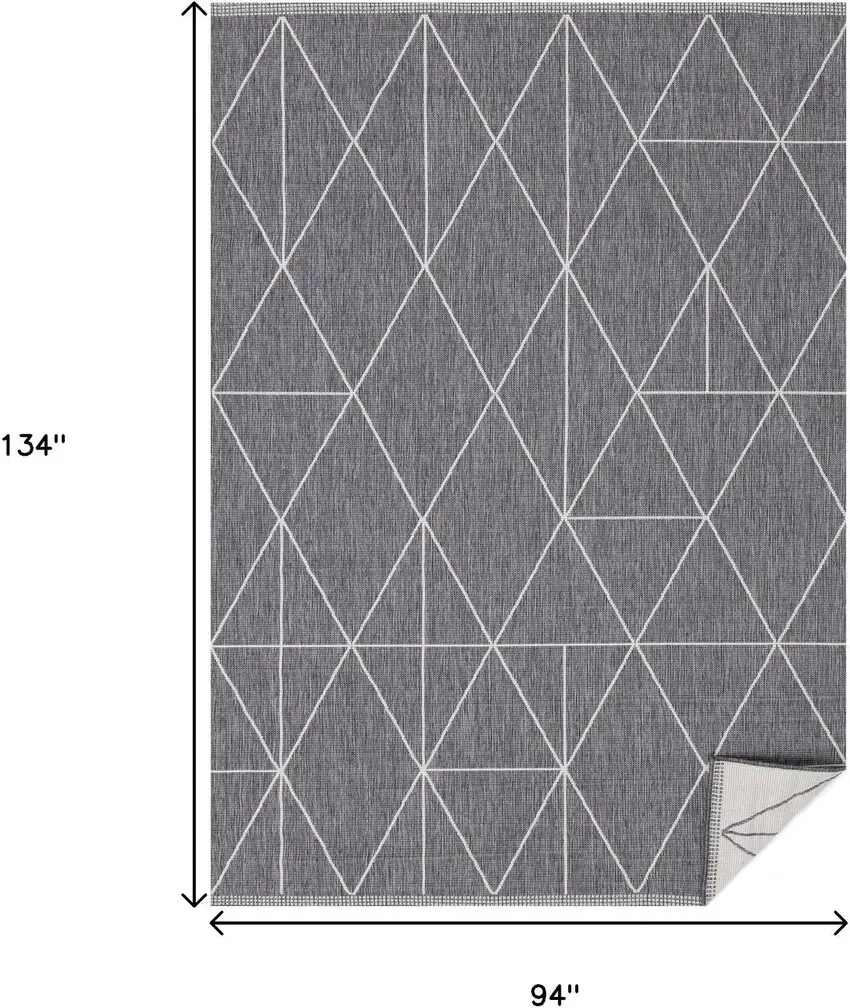 Gray And White Geometric Area Rug Photo 3
