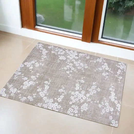 Gray And White Oriental Washable Area Rug Photo 1