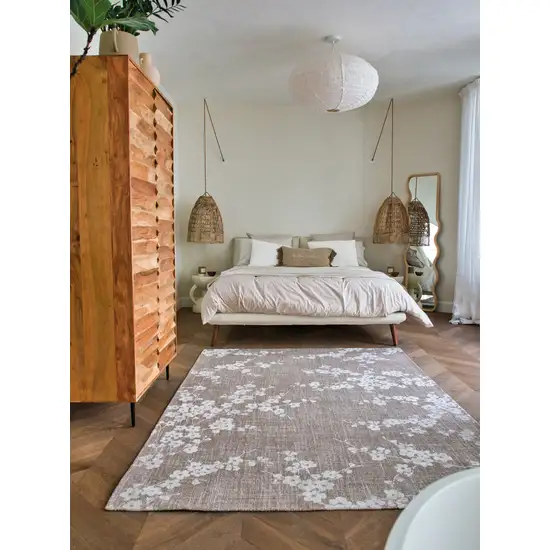 Gray And White Oriental Washable Area Rug Photo 4