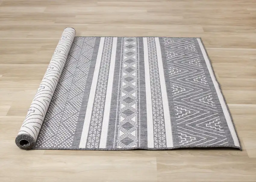 Gray And White Tribal Area Rug Photo 8
