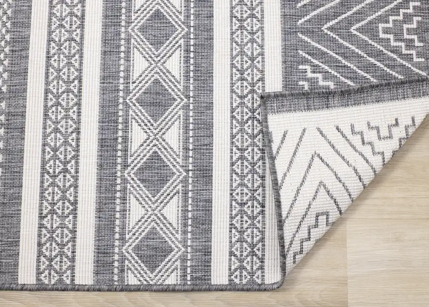 Gray And White Tribal Area Rug Photo 9