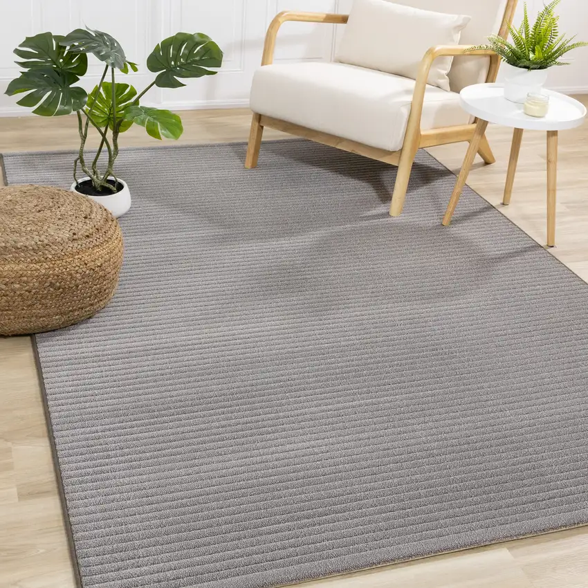 Gray Area Rug Photo 3