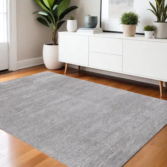 Gray Area Rug Photo 1