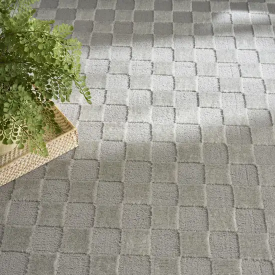 Gray Checkered Area Rug Photo 5