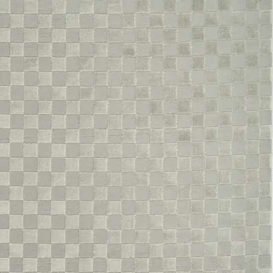 Gray Checkered Area Rug Photo 9
