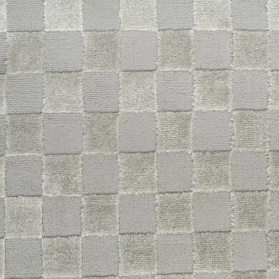 Gray Checkered Area Rug Photo 9