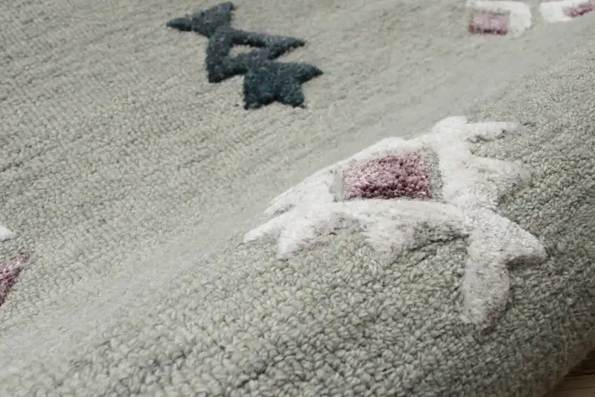 Gray Decorative Charm Area Rug Photo 6