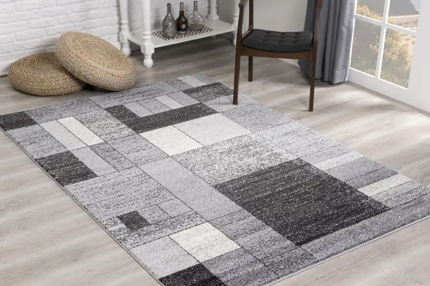 Gray Distressed Geometric Area Rug Photo 6