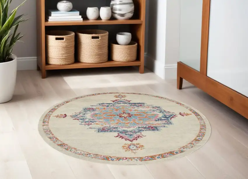 5' Gray And Ivory Round Power Loom Area Rug Photo 1