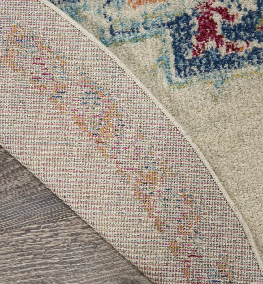 5' Gray And Ivory Medallion Distressed Round Rug Photo 8