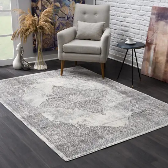 Gray Distressed Medallion Area Rug Photo 5