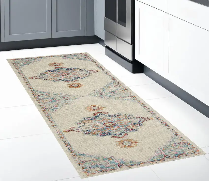 8' Gray And Ivory Power Loom Runner Rug Photo 1