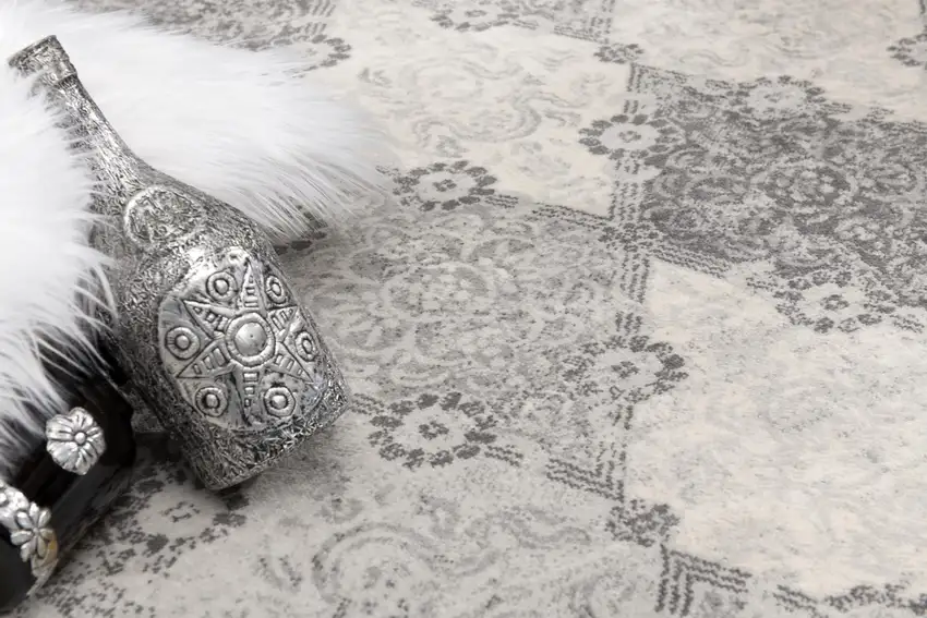 Gray Distressed Trellis Pattern Area Rug Photo 8
