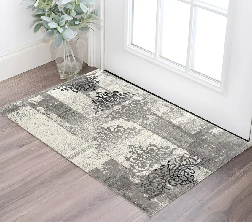 Gray Damask Dhurrie Area Rug Photo 1