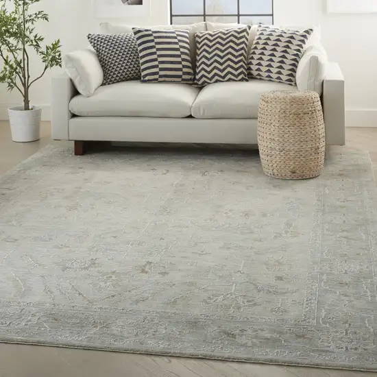 Gray Floral Area Rug Photo 4