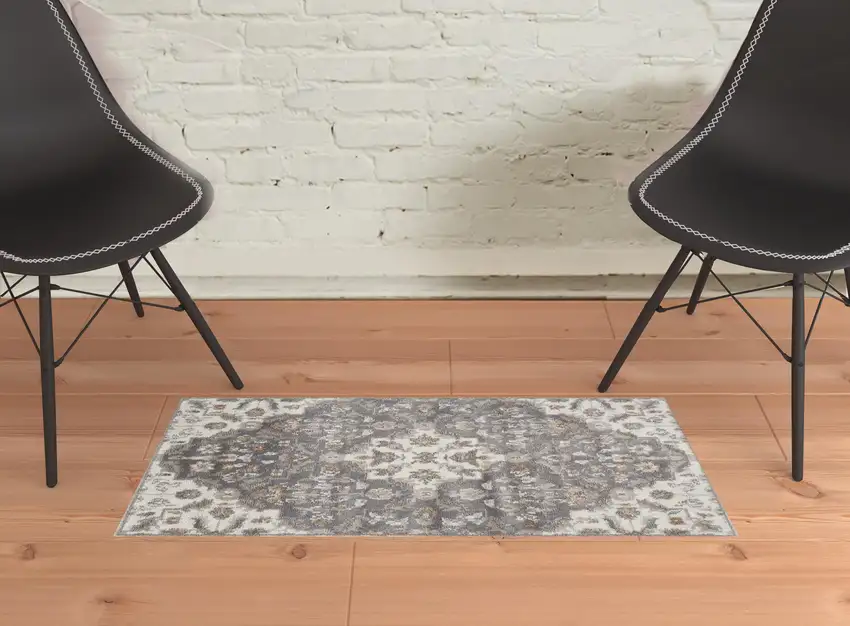 Gray Floral Area Rug Photo 1