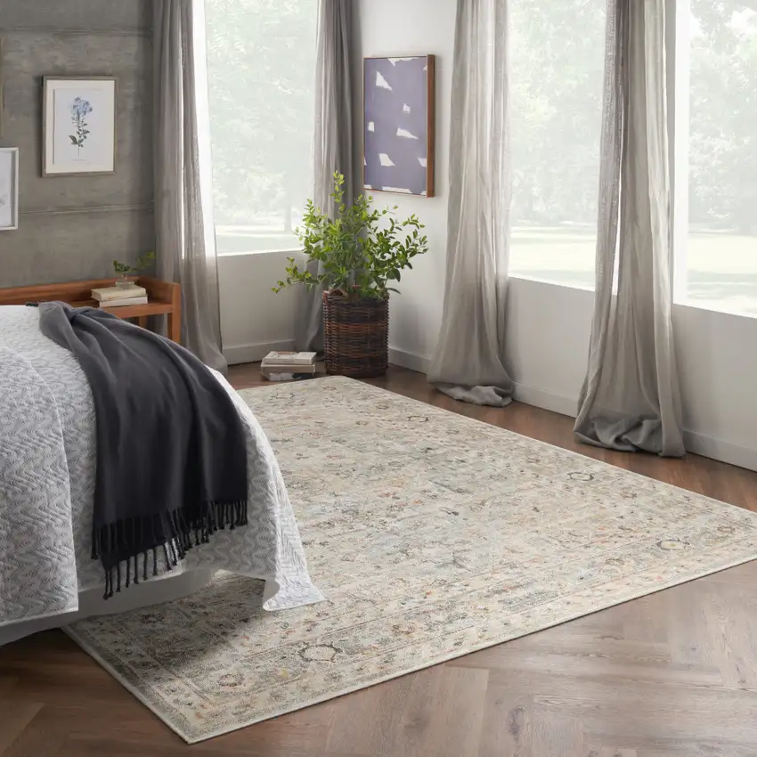 Gray Floral Distressed Area Rug Photo 5