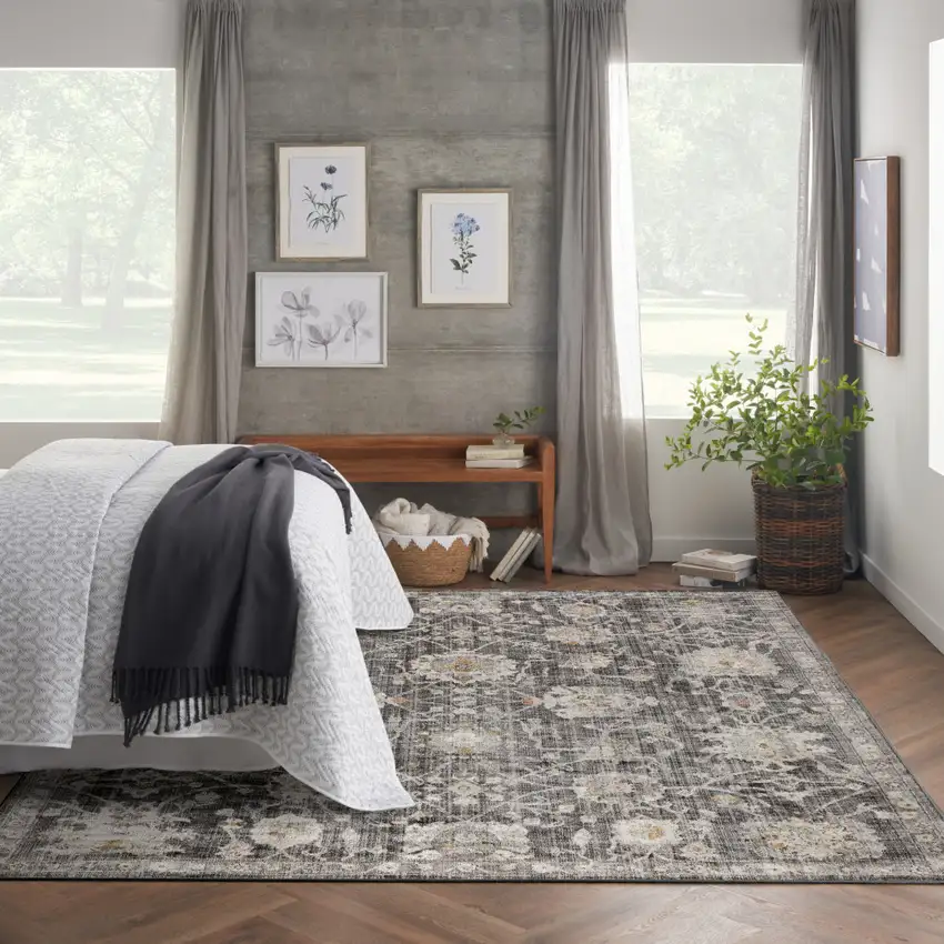 Gray Floral Distressed Area Rug Photo 4