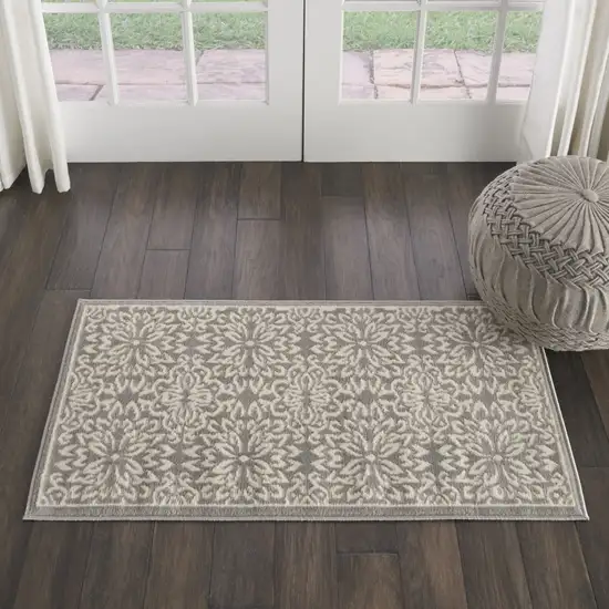 Gray Floral Power Loom Area Rug Photo 6