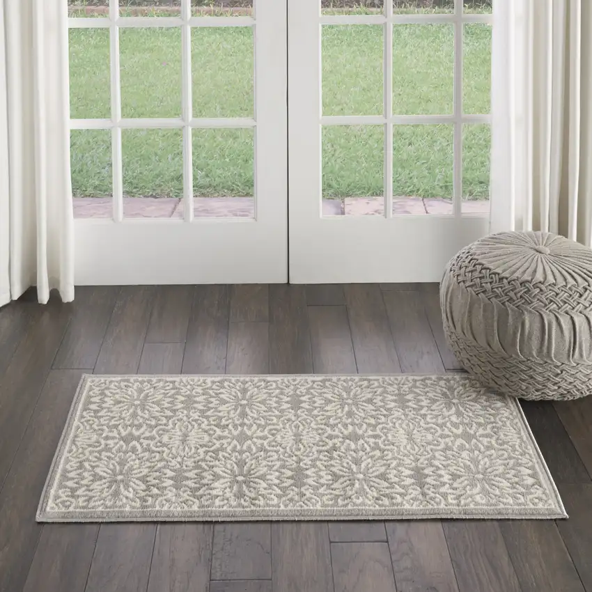 Gray Floral Power Loom Area Rug Photo 5
