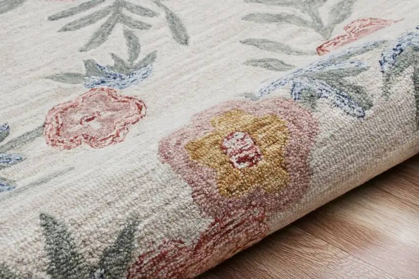 Gray Floral Traditional Area Rug Photo 6