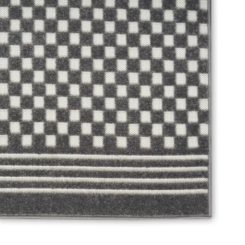 Gray Geometric Area Rug Photo 4