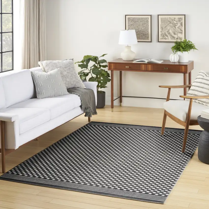 Gray Geometric Area Rug Photo 5