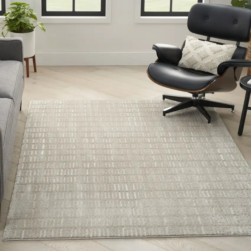 Gray Geometric Area Rug Photo 5