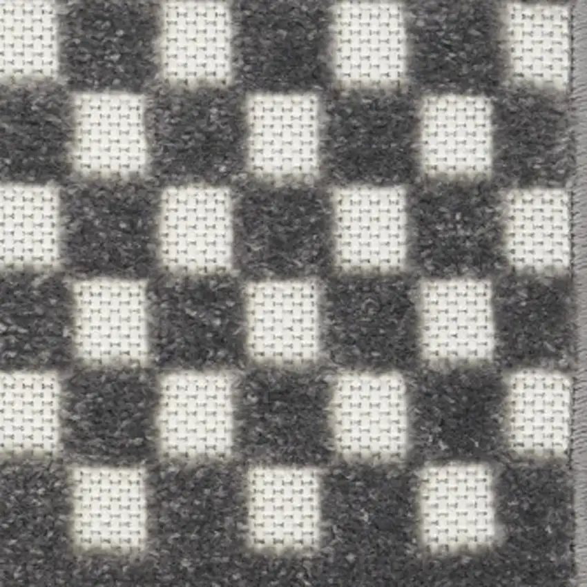 Gray Geometric Area Rug Photo 4