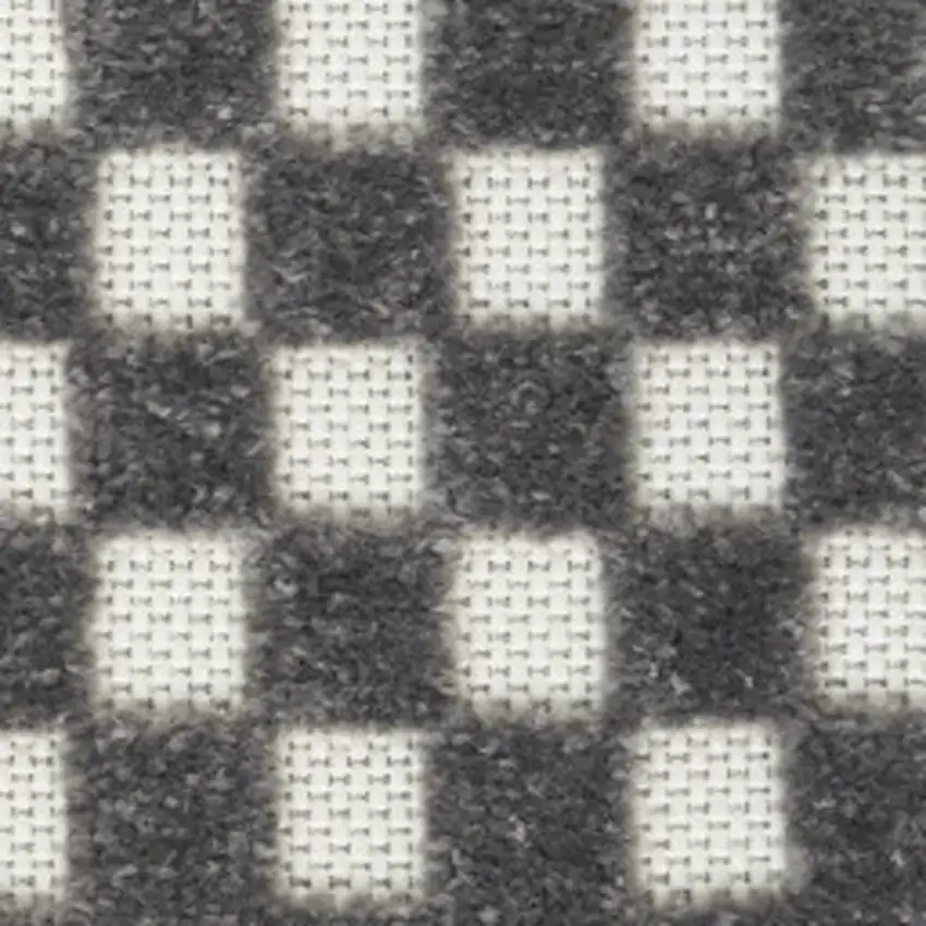 Gray Geometric Area Rug Photo 2