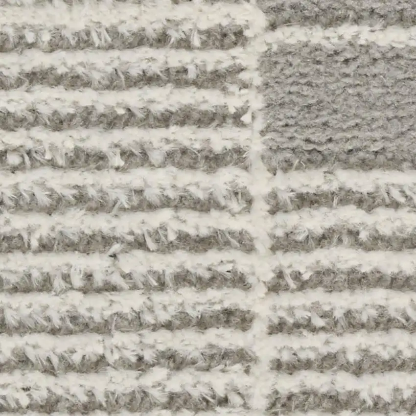 Gray Geometric Area Rug Photo 3