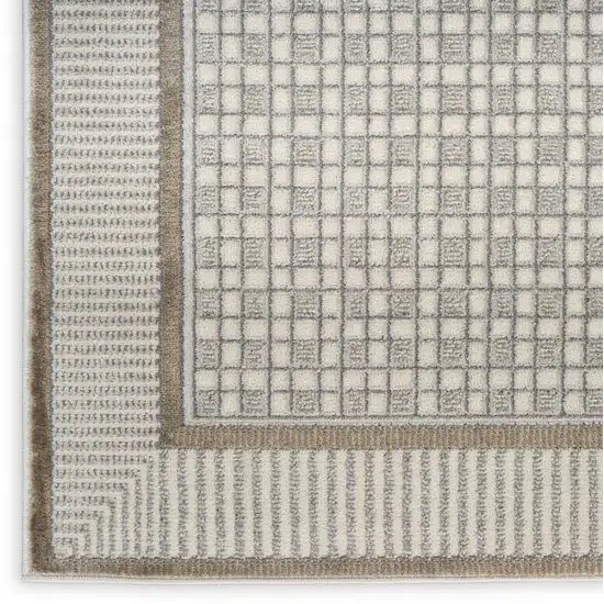 Gray Geometric Area Rug Photo 2