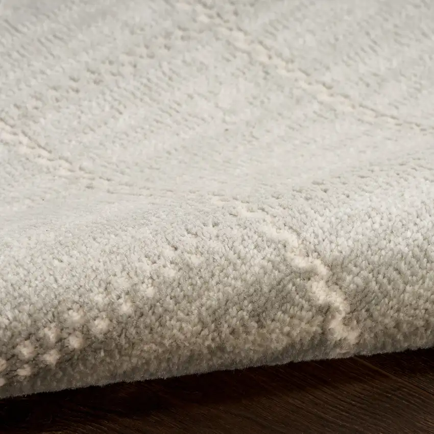 Gray Geometric Area Rug Photo 6