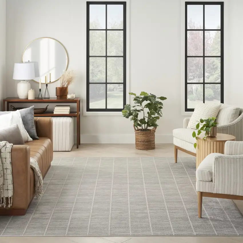 Gray Geometric Area Rug Photo 2