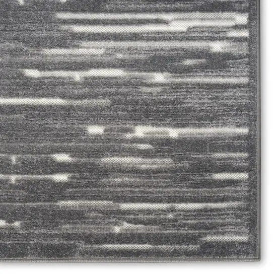 Gray Geometric Area Rug Photo 5