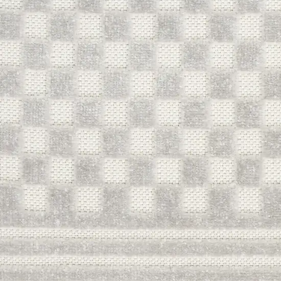 Gray Geometric Area Rug Photo 6
