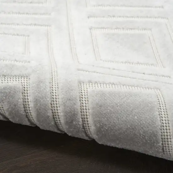 Gray Geometric Area Rug Photo 8