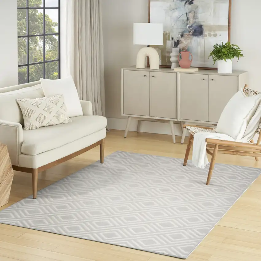 Gray Geometric Area Rug Photo 6