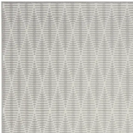Gray Geometric Area Rug Photo 7