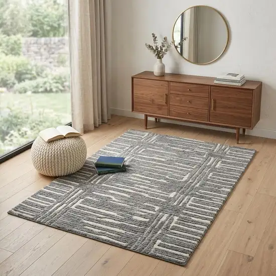 Gray Geometric Area Rug Photo 1