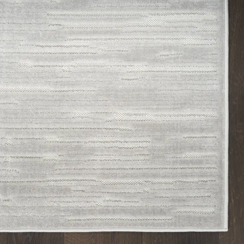 Gray Geometric Area Rug Photo 4