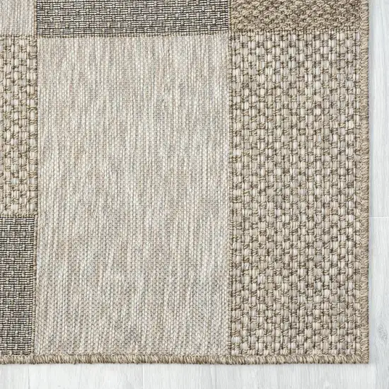 Gray Geometric Handmade Indoor Outdoor Area Rug Photo 2