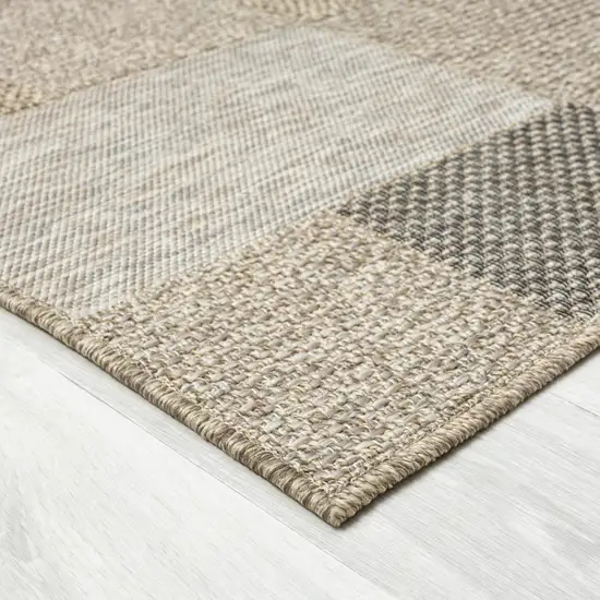 Gray Geometric Handmade Indoor Outdoor Area Rug Photo 3
