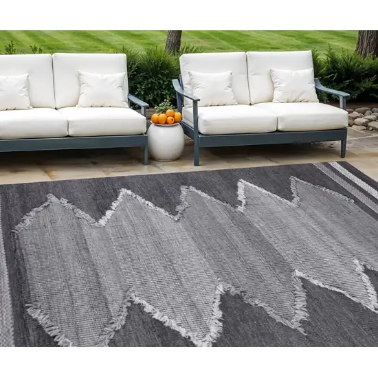 Gray Geometric Handmade Indoor Outdoor Area Rug Photo 1