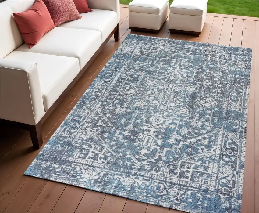 Gray Geometric Handmade Indoor Outdoor Area Rug Photo 1