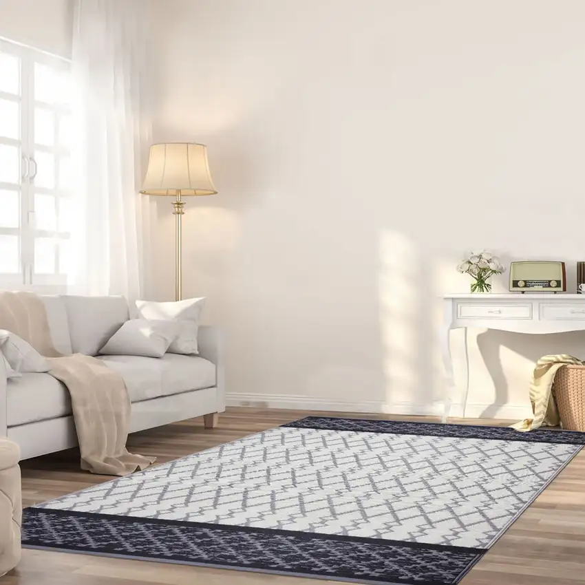 Gray Geometric Indoor Outdoor Area Rug Photo 6